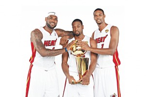 【ng体育】足坛震撼！天价转会刷新纪录，超级巨星加盟豪门引全球瞩目