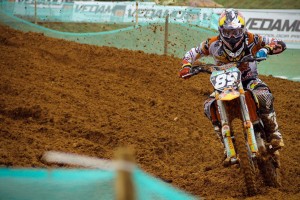 ng体育下载-王者荣耀世界冠军杯震撼落幕，中国战队再夺桂冠，电竞热潮席卷全球