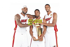 ng体育下载|巅峰对决！扣篮大赛新星闪耀，创意与力量引爆全场