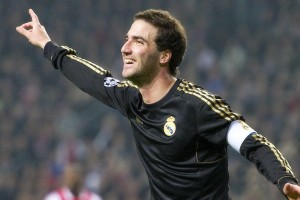 ng体育官网_世青赛MVP奥特曼-马马引西甲双雄竞逐 皇马加入传闻战局或撼动巴萨计划