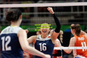 ng体育下载-NBA季后赛激战正酣，东西部豪强争夺总决赛门票