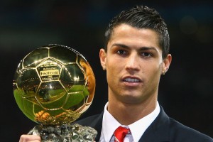 ng体育_意甲战术深度解读，罗马客场强势崛起，国际米兰不败金身面临终极考验