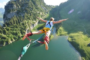 ng体育下载|横沙誉民力克久事登顶 超三联赛元年迎新冠军