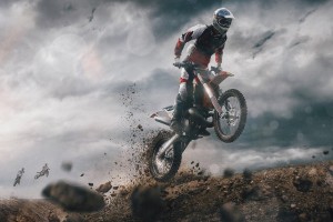 ng体育：西甲争冠白热化，皇马、巴萨上演终极对决，黑马赫罗纳搅局