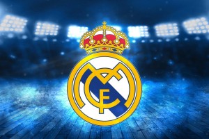 ng体育_卡马乔谈维尼修斯被换下情绪波动，国家德比压力下的正常反应，五分钟即化解