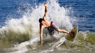 ng体育|米体深度解析，霍伊伦风格引热议，锋线拼图特质被指似卡瓦尼与青年伊瓜因